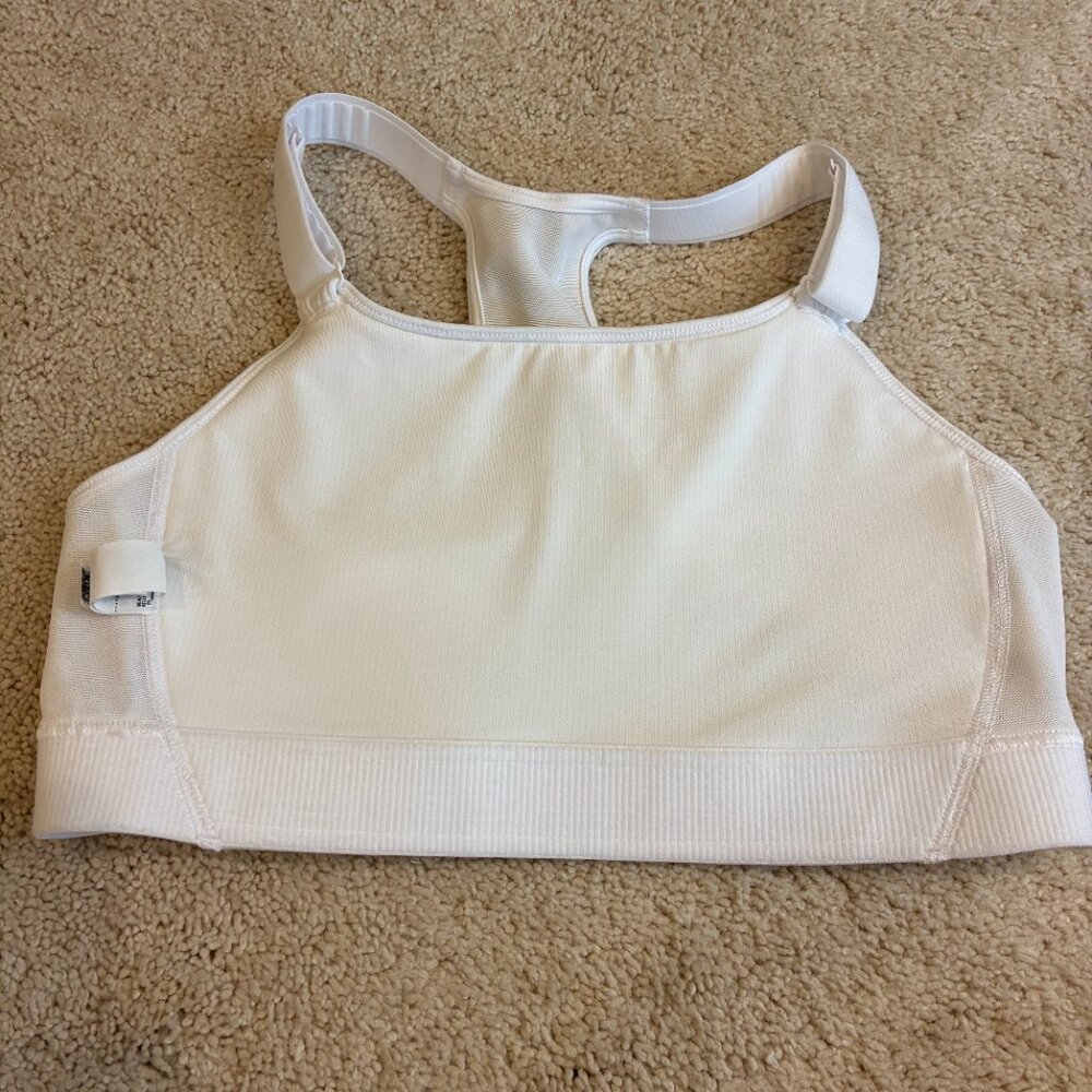 NWOT Under Armour HeatGear® Armour High Women's Sports Bra - Picture 8 of 11